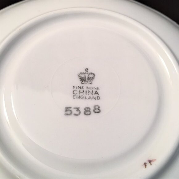 Queen Anne Cup and Saucer - Picture 9 of 10